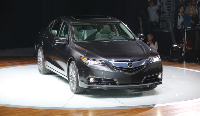 Illustration for article titled 2015 Acura TLX: 'Don't Let The Power-To-Weight Ratio Fool You'